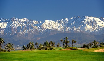 Vue sur le parcours et l'Atlas sur le parcours Assoufid à  Marrakech